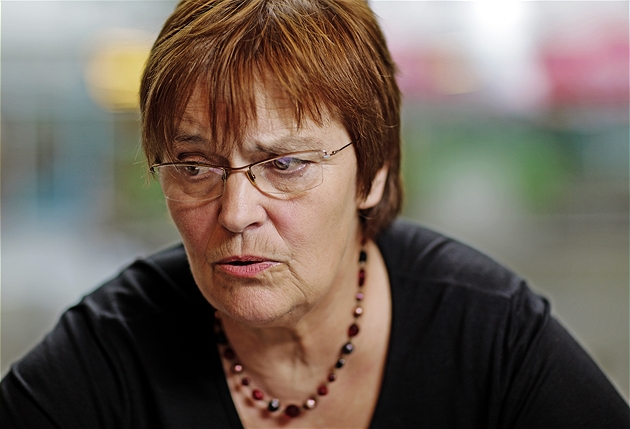 Rozstřel: Nikam nemůžou, tak týrají své ženy. Domácího násilí přibylo