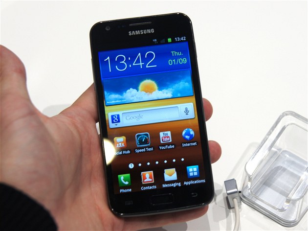 Samsung Galaxy S II LTE na veletrhu IFA v Berlín