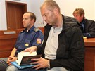 Milo Almásy, len gangu bývalých policist, u Mstského soudu Brno.