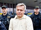 Policie zadrela na praském letiti Ruzyn lékae Jaroslava Bartáka (27. srpna