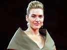 Kate Winsletová v atech znaky Victoria Beckham