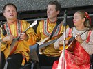 Sttn soubor tanc Ural z Omsku pedvedl na 16. Karlovarskm folklornm