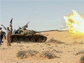 tok libyjskch povstalc piblin 100 kilometr vchodn od Syrty