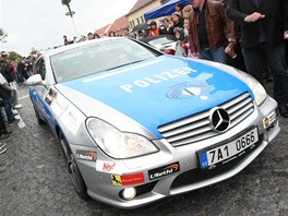 LUXUS. Závodu Diamond Race se úastní pouze pepychová auta za nkolik desítek