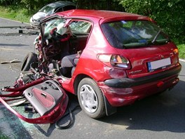 Nehoda dvou osobnch aut u obce Okrouhlice na Havlkobrodsku