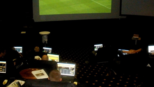 MISTROVSTVÍ EVROPY. Netradiní ampionát kurzových sázka probíhal v praském