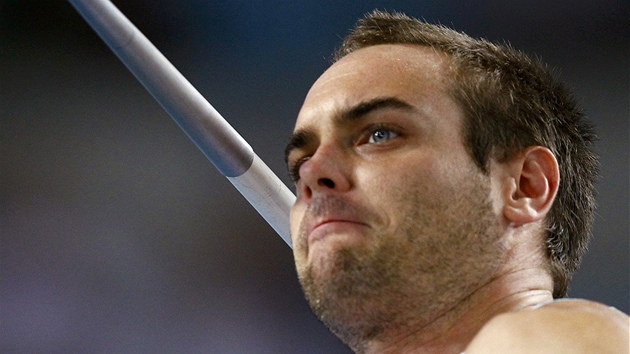 ODHODLANÝ POHLED. Australan Jarrod Bannister se dívá do míst, kam by cht�l