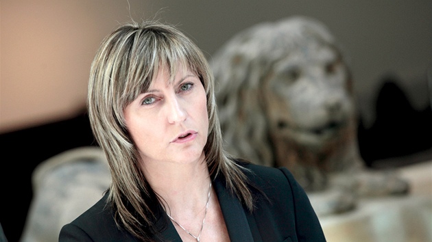 Poslankyn ODS Ivana ápková pi tiskové konferenci v Poslanecké snmovn (6.