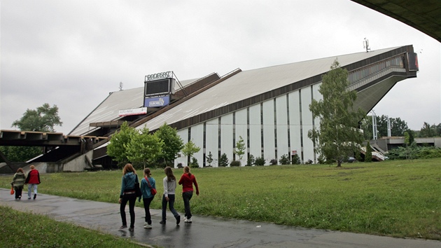 Odborníci oceovali architekturu haly. Jene magistrát rozhodl, e je stará a...