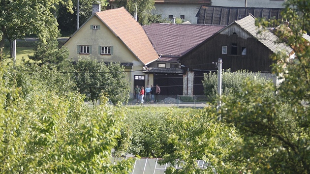 Rodiče zavražděných dětí se seznámili přes inzerát a žili pod tlakem -  iDNES.cz