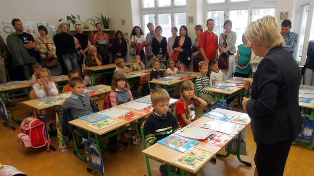 Poprvé ve �kole - 1.A v Základní �kole Josefa Go�ára v Hradci Králové (1. zá�í