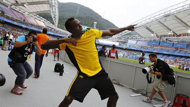 STOVKA ZAPOMENUTA. Usain Bolt ovládl v Tegu rozbhy na 200 metr.