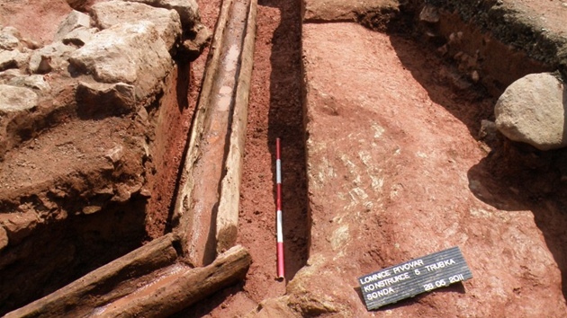 Archeologické vykopávky v areálu renesanního pivovaru v Lomnici nad Popelkou