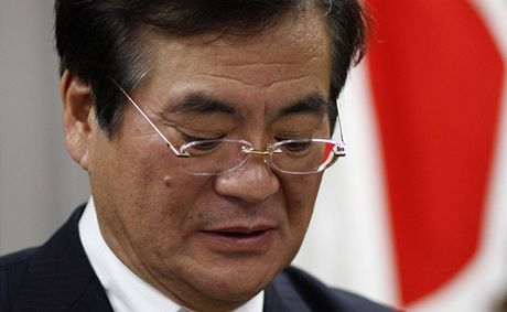 Japonský ministr obchodu a ekonomiky Joio Hairó rezignoval poté, co oznail