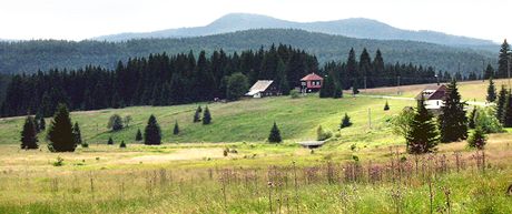 Starostové upozorují na vylidování umavských obcí. Tvrdí, e kvli parku se zde nedaí turismu a nabídka práce je omezená.