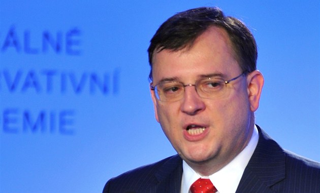 Vysoké �koly by se m�ly soust�edit hlavn� na technické obory a zvý�ení kvality, uvedl premiér Petr Ne�as. Ilustra�ní foto