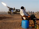 Libyjtí povstalci, kteí bojují proti Muammaru Kaddáfímu, testují