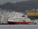 U norského pístavu Alesund vzplál trajekt Nordlys. (15. záí 2011) 
