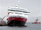 Na norském trajektu uhoeli dva lidé a pak zaal nabírat vodu (15. záí 2011)