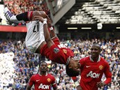 AKROBAT. Nani z Manchesteru United oslavil gl v utkn s Chelsea pardnm