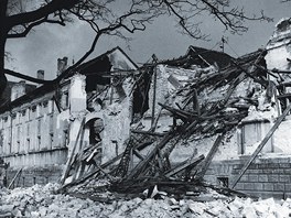 Záběry Stanislava Maršála z Prahy po bombardování v roce 1945