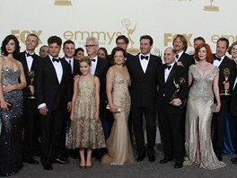 Emmy 2011 - herci a tvrci serilu Mad Men, kter zvtzil v kategorii nejlep...