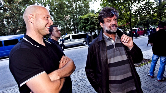 Vekeré akce osobn sledoval i ministr vnitra Jan Kubice. Zásah policie...