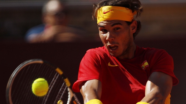 panlský tenista Rafael Nadal v daviscupovém duelu proti Francii. 