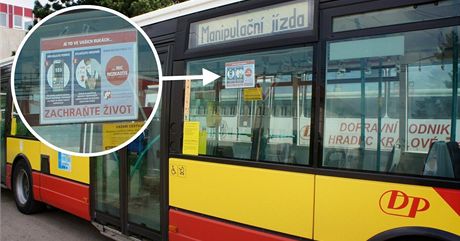 Plakát Zachrate ivot na autobusu královéhradeckého Dopravního podniku