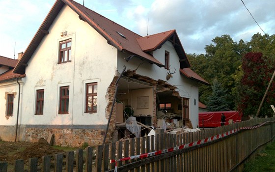 Hájence v obci Pívtice na Rokycansku se zítila obvodová ze.