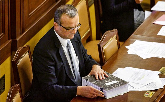 Ministr financí Miroslav Kalousek bhem jednání Poslanecké snmovny (20. záí