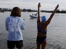 Americká plavkyn Diana Nyadová na zaátku svého pokusu peplavat z Kuby na