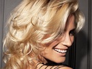 Ikonické blond vlasy od francouzského kadeníka celebrit Francka Provosta.