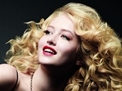 Mladistvý glamour podle podzimní kolekce Dual Voltage zna�ky Matrix.