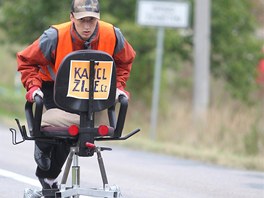 Miroslav Jon doputoval na kancelsk idli do brnnskho ebtna. Vyrazil z