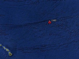 M�sto dopadu satelitu UARS do Tich�ho oce�nu mezi Havaj a st�t Oregon.