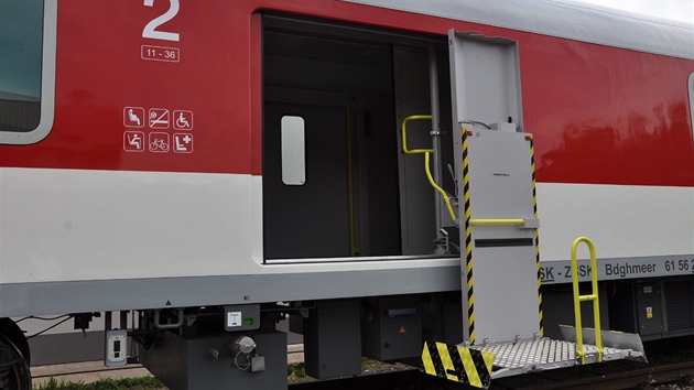 Modernizované vagony spoleností OS Trnava pro elezniní spolenost Slovensko (ZSSK). Velmi podobný rozsah bude mít i rekonstrukce pro eské dráhy.