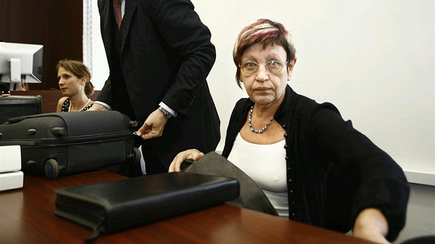 Prezidentka Unie porodních asistentek Ivana Königsmarková u Obvodního soudu v