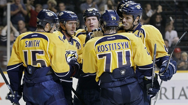 Á�KO I CÉ�KO. St�elec gólu Shea Weber má kapitánské ozna�ení a jeho �eský