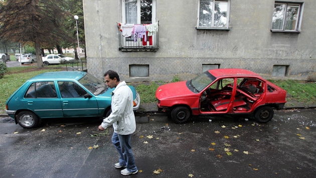 Strá�níci kontrolují �ást Karviné, kde bydlí mno�ství sociáln� slabých obyvatel.