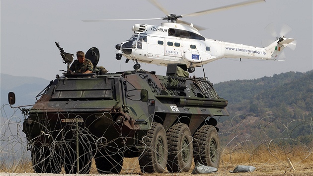 Pechod Jarinje mezi Srbskem a Kosovem steí jednotky KFOR 