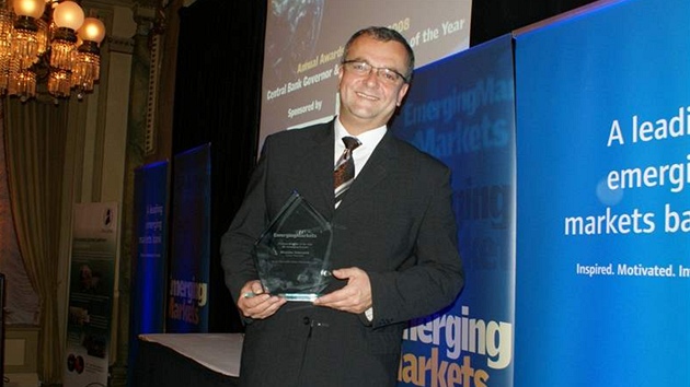 Ministr financí Miroslav Kalousek získal cenu pro nejlep�ího �éfa resortu