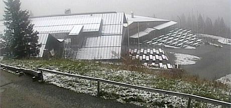 Sníh na umavském Velkém Javoru v pátek v 15:58.