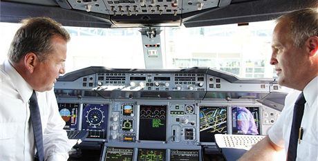 Airbus A380 v Praze