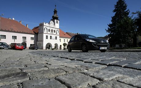 Propadající se námstí ve Volyni má za sebou rekonstrukci za sedm milion