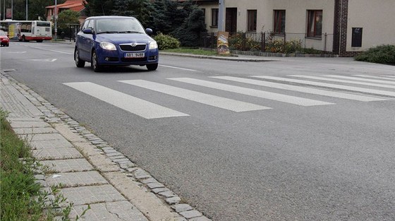 V Obanech na ulici Fryajova srazil na pechodu pro chodce náklaák dv dti.