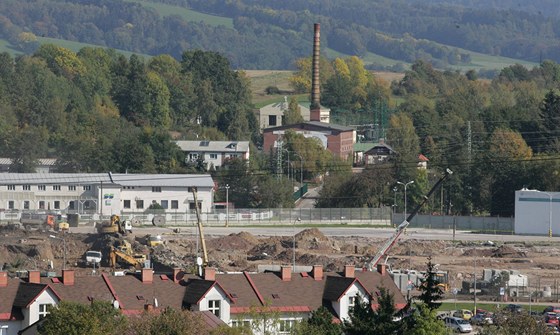 Stavba nové haly Škoda Auto ve Vrchlabí