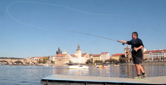 Na Steleckém ostrov v Praze se o víkendu konal Orvis cup, závod v lovu