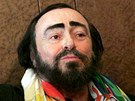 Italský operní zpvák Luciano Pavarotti pi návtv Prahy v dubnu 2005
