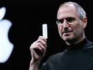Steve Jobs pedstavuje iPod Shuffle